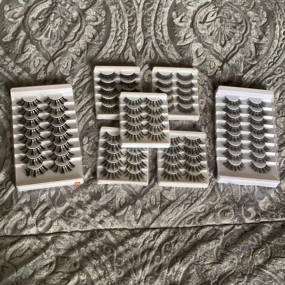 Lashes (Bundle) - Picture 5 of 5